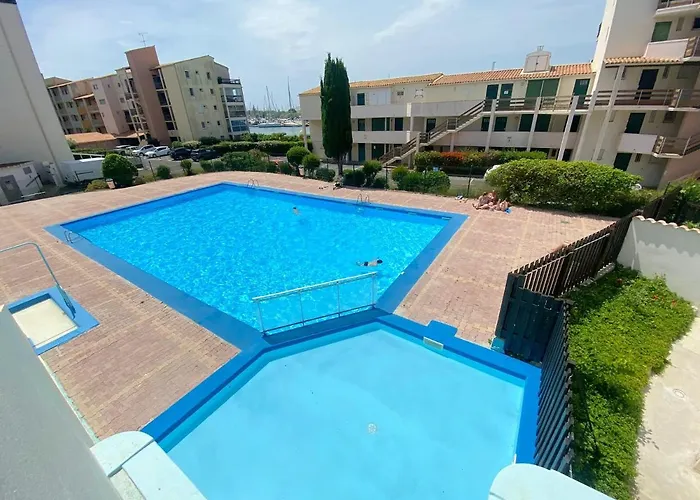 Cosy A Avec Piscine Partagee, 39 M² Agde