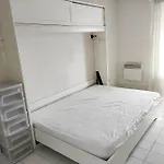 Cosy A Avec Piscine Partagee, 39 M² Apartament