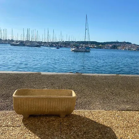 Cosy A Avec Piscine Partagee, 39 M² Apartament *