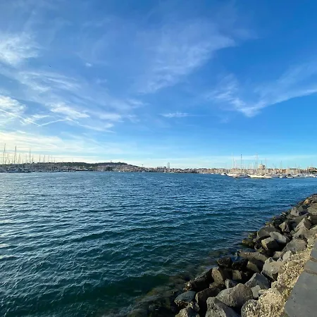 Apartment Vue Agde: 2 Avec Piscine Partagée *