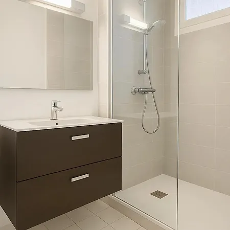 Cosy A Avec Piscine Partagee, 39 M² Apartament *