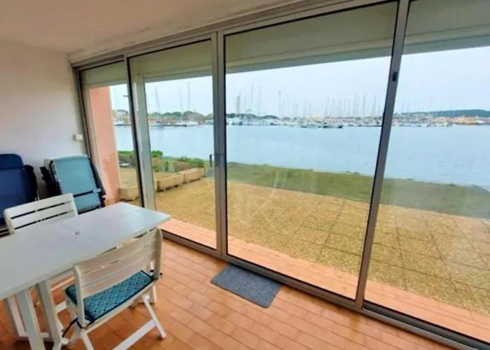 Vue Agde: 2 Avec Piscine Partagée Agde